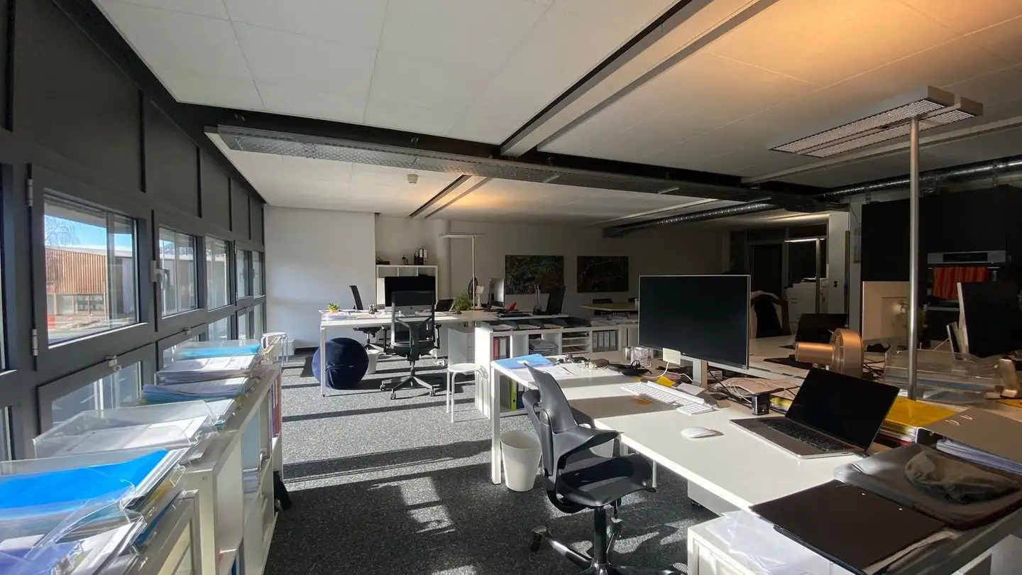 Bureau à louer - Route Industrielle 2, 1806 St-Légier-La Chiésaz - Photo 2