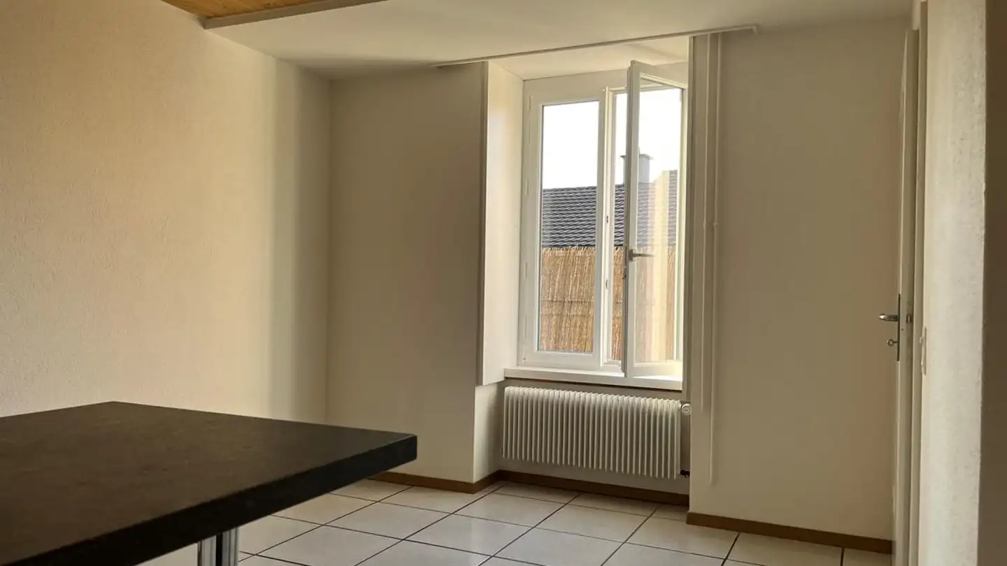 Appartement à louer - Rue Des Fahys 171, 2000 Neuchâtel - Photo 3