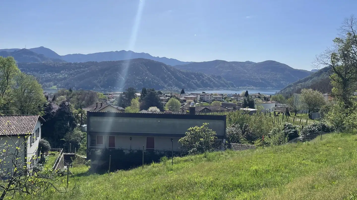 Terrain constructible à vendre - 6984 Pura