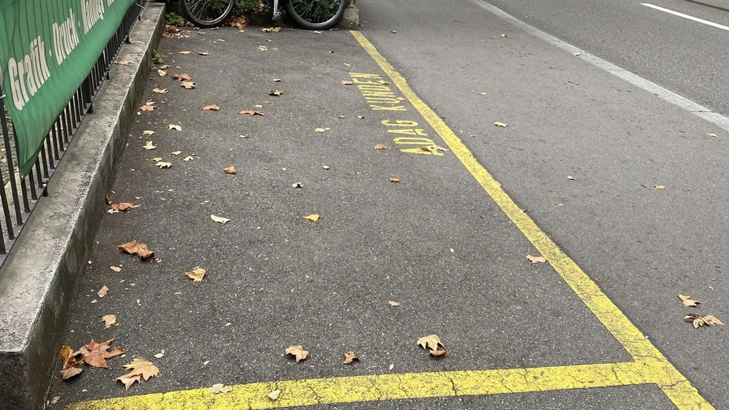 Parcheggio esterno in affitto - Universitätstrasse 25, 8006 Zürich