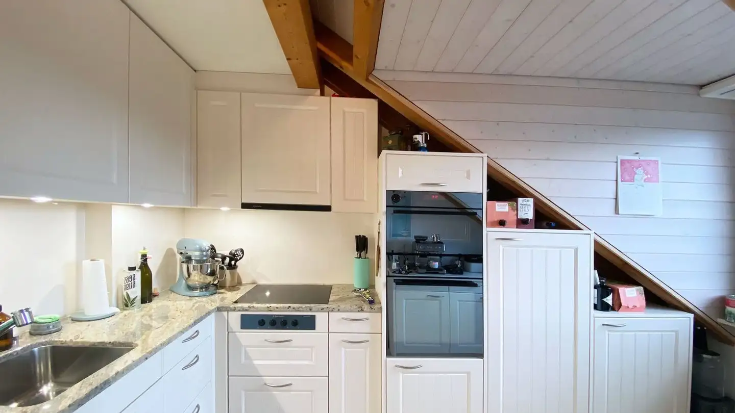 Dachgeschosswohnung mieten - Therwilerstrasse 51, 4104 Oberwil BL - Foto 4