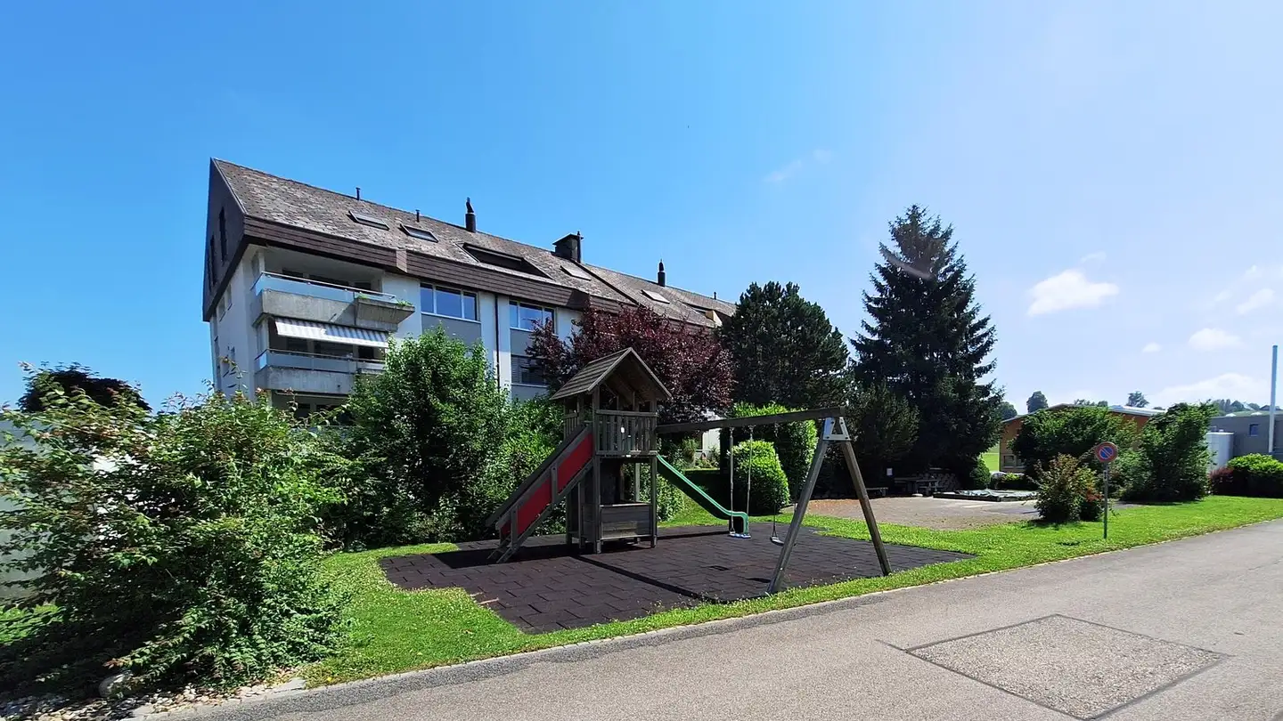 Dachgeschosswohnung mieten - Ibachstrasse 28, 4950 Huttwil - Foto 3