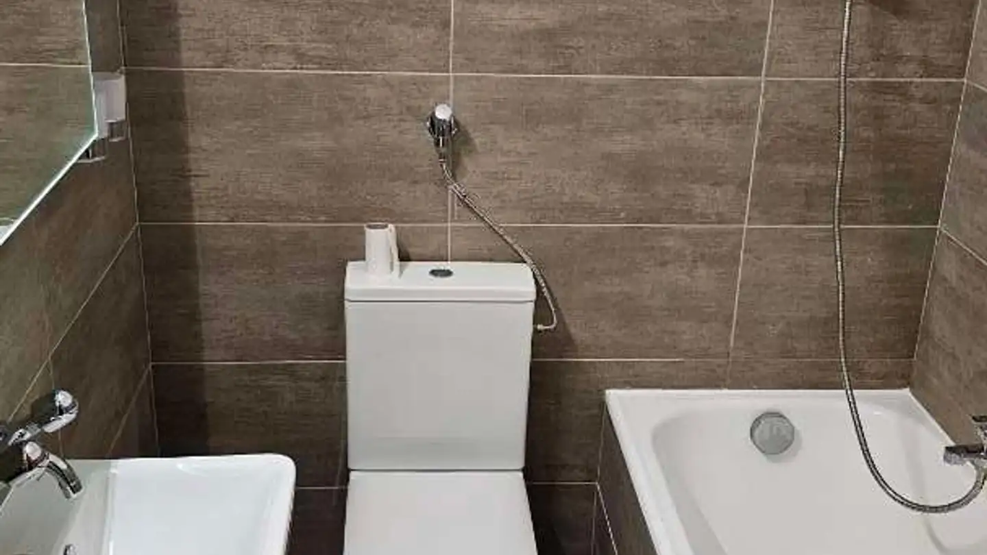 Appartamento in affitto - Ruelle de l'Eglise 1, 2740 Moutier - Foto 2