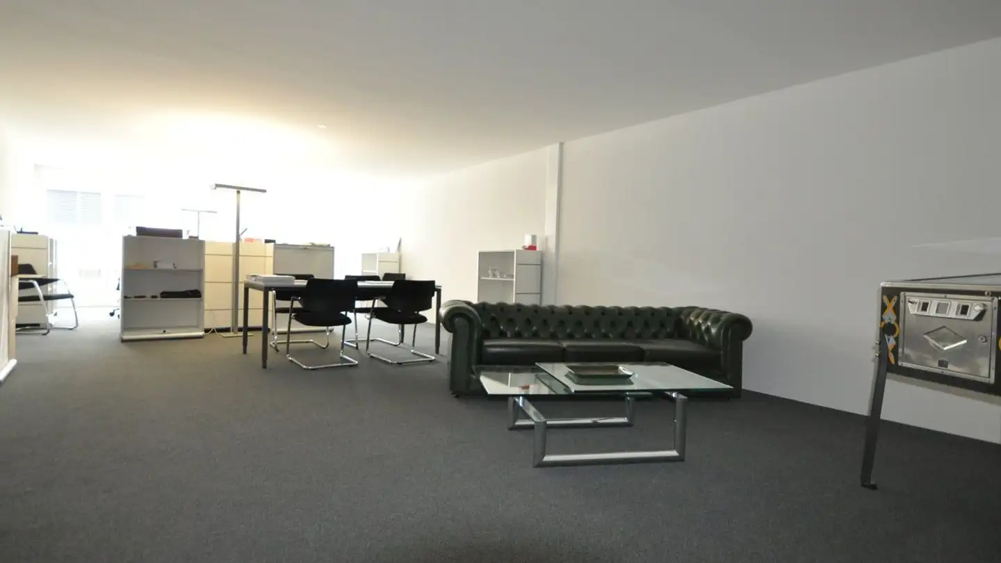 Bureau à louer - Firststrasse 34, 8835 Feusisberg - Photo 2