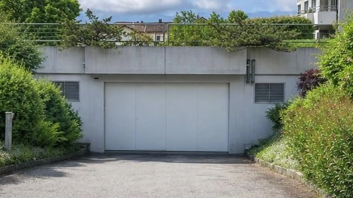 Underground parking space for rent - Bollwiesstrasse 16, 8645 Jona