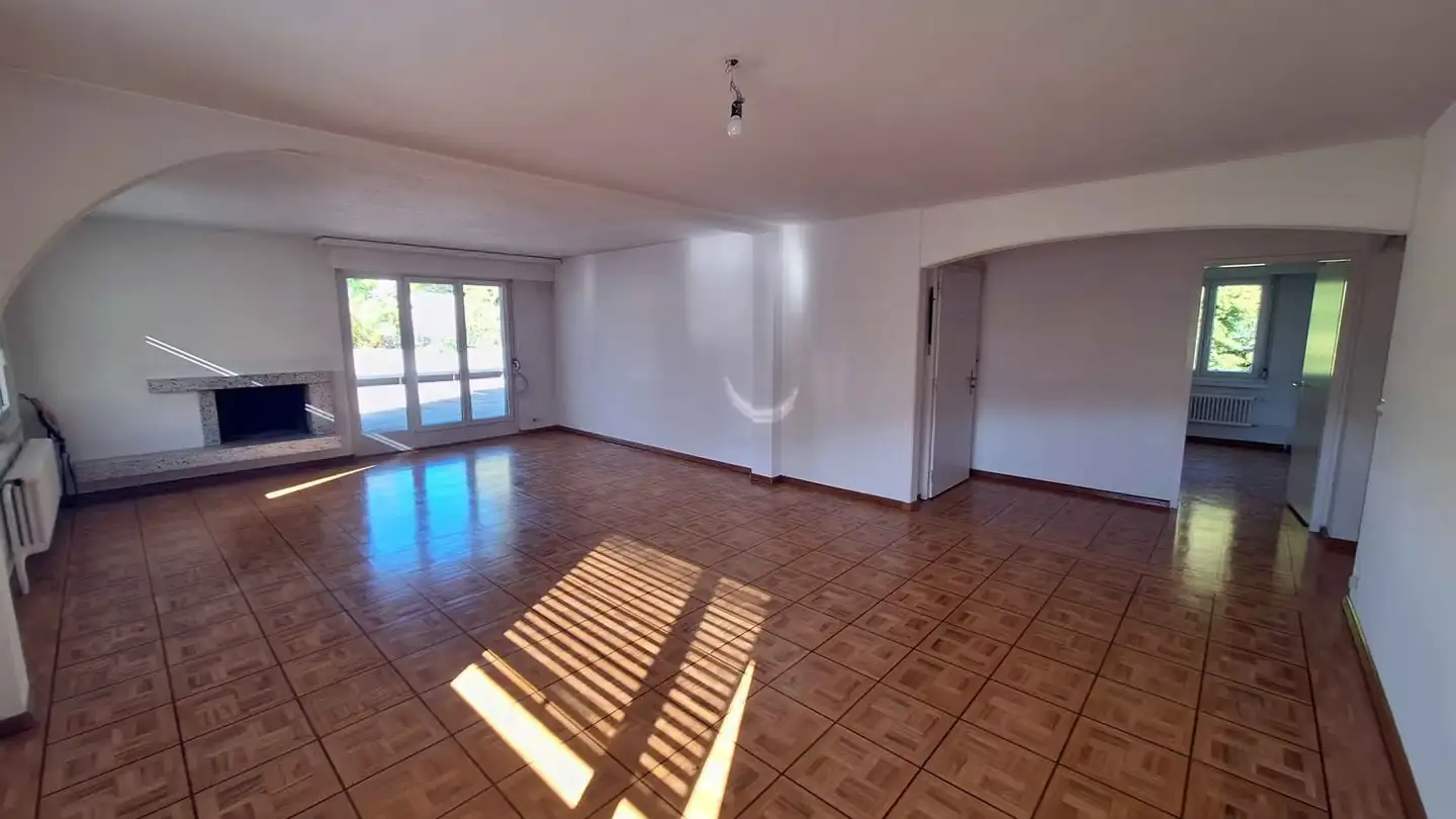 Penthouse for rent - 8121 Benglen