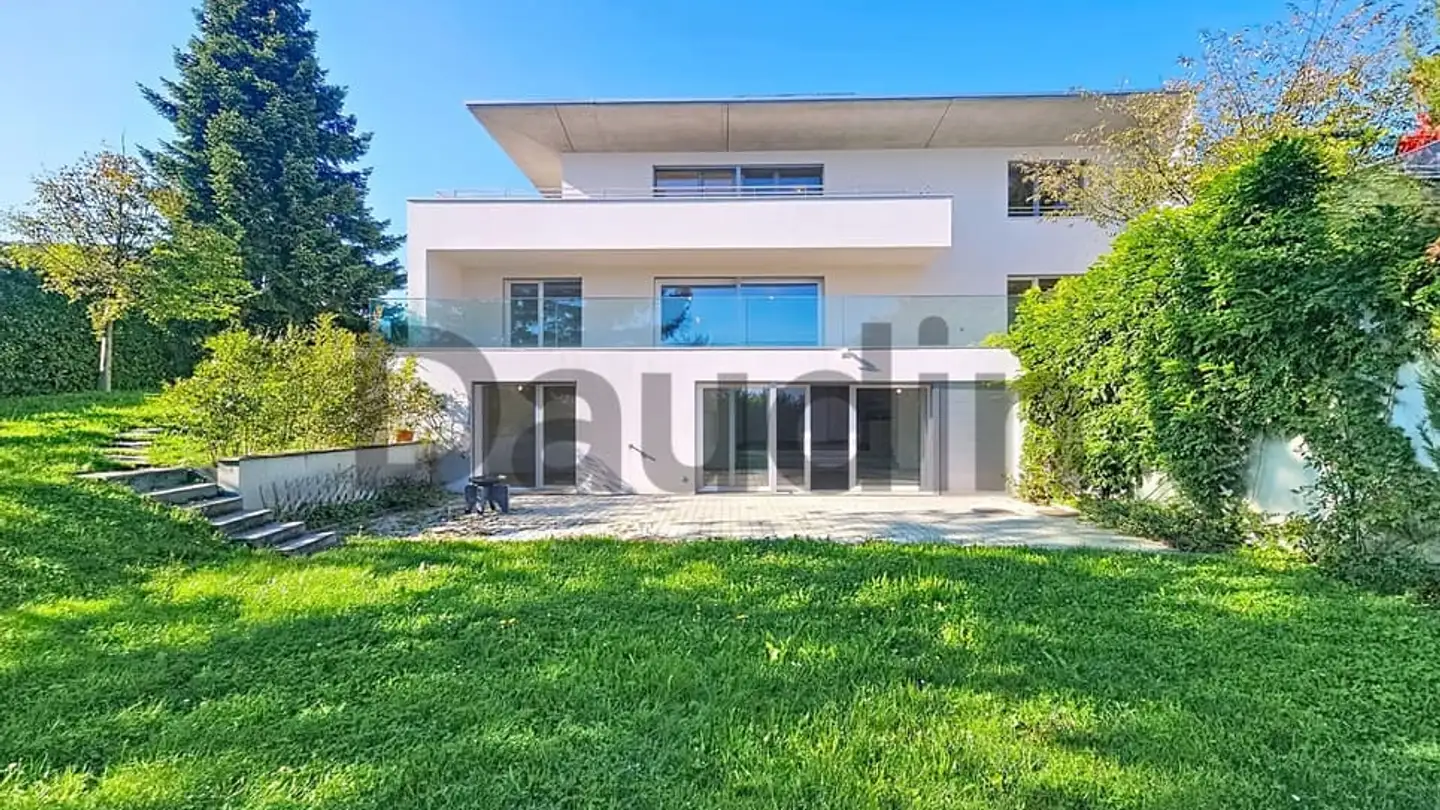 Single house for sale - 1293 Bellevue