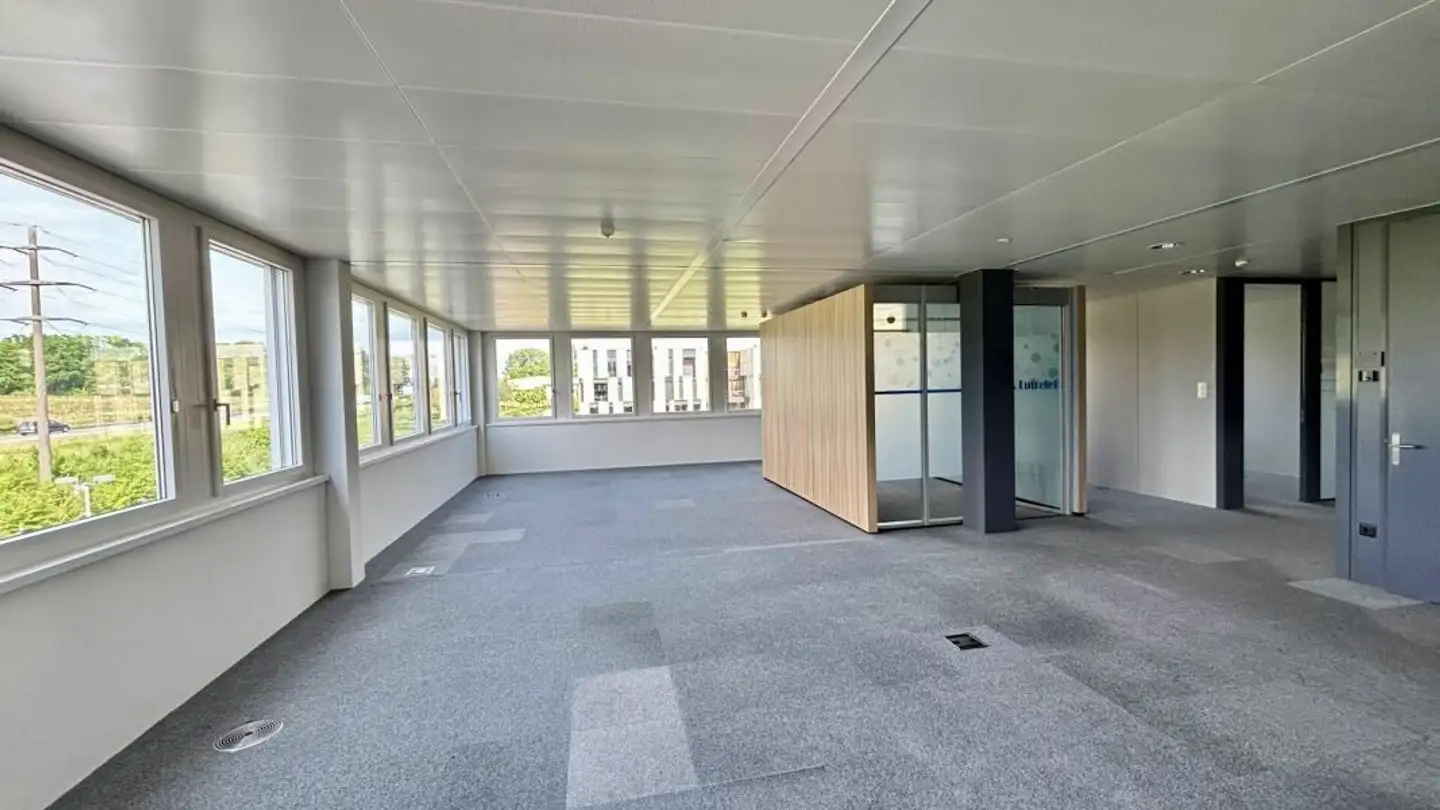 Office space for rent - 1163 Etoy - Photo 3