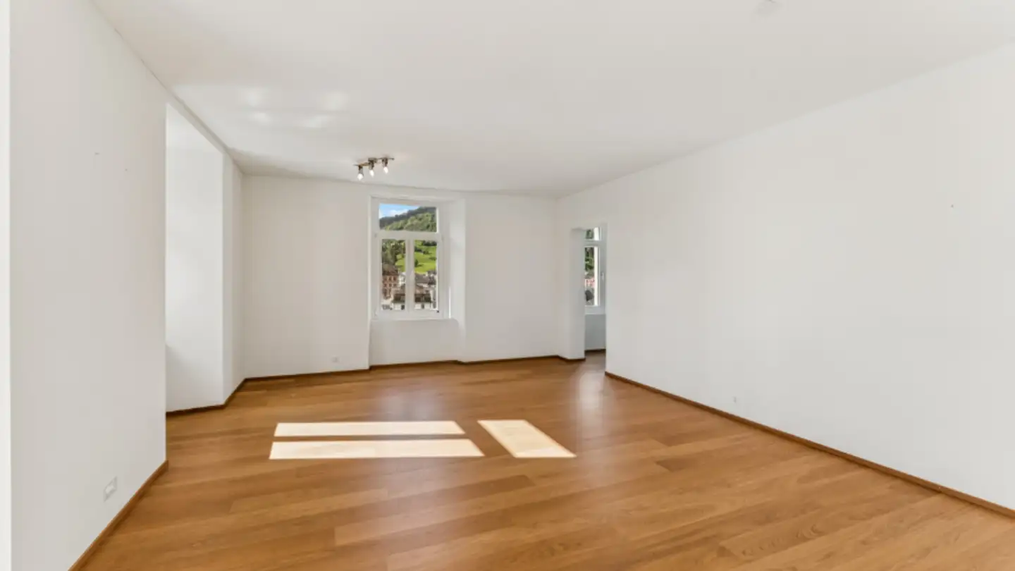 Appartement à louer - Via Ospedal, 7130 Ilanz - Photo 4