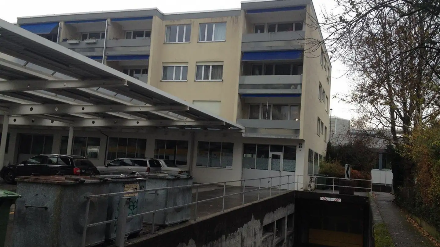 Parcheggio sotterraneo in affitto - Chemin Vert / Grünweg 3, 2502 Biel/Bienne