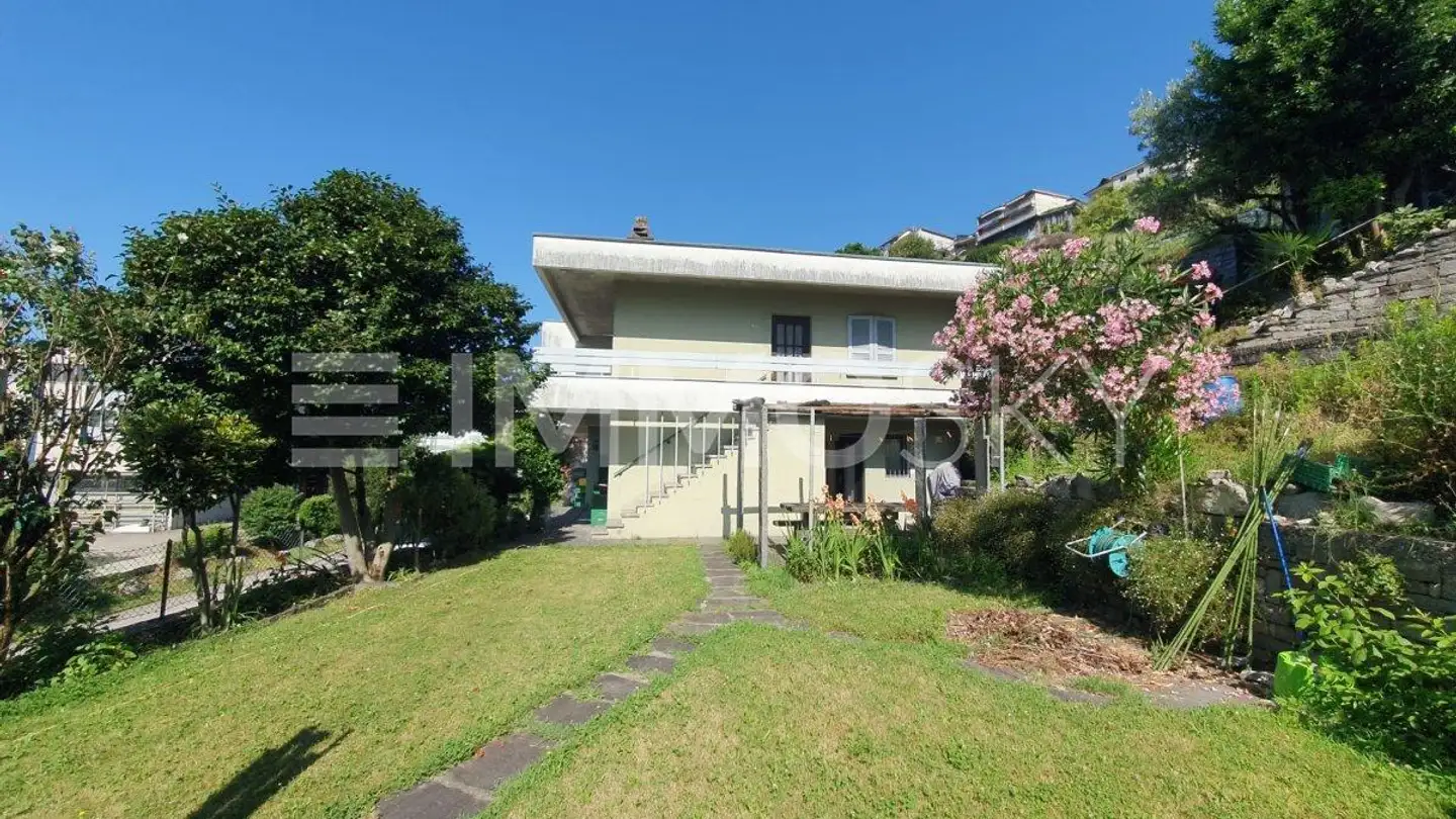 Maison atypique à vendre - 6595 Riazzino