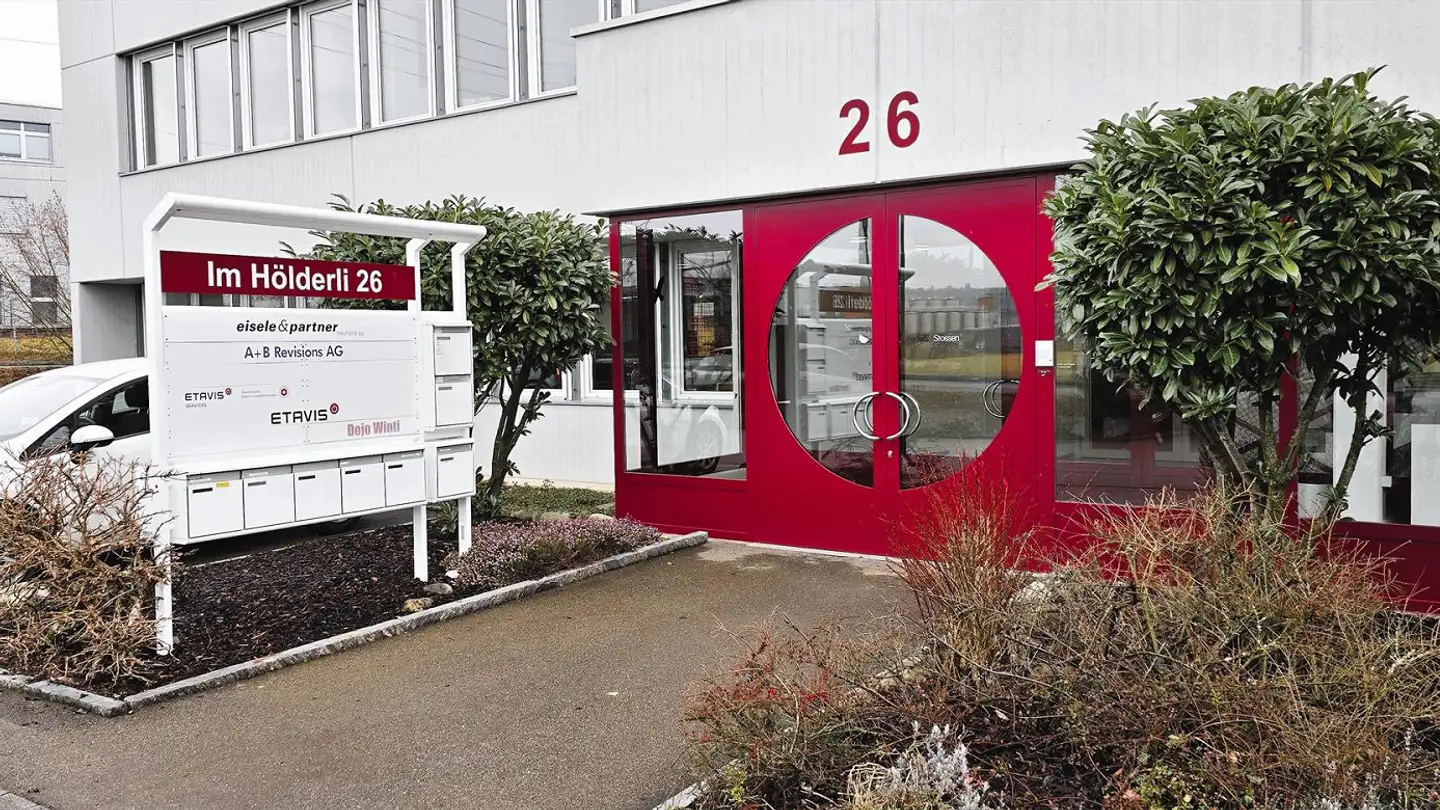 Commerciale in affitto - Im Hölderli 26, 8405 Winterthur