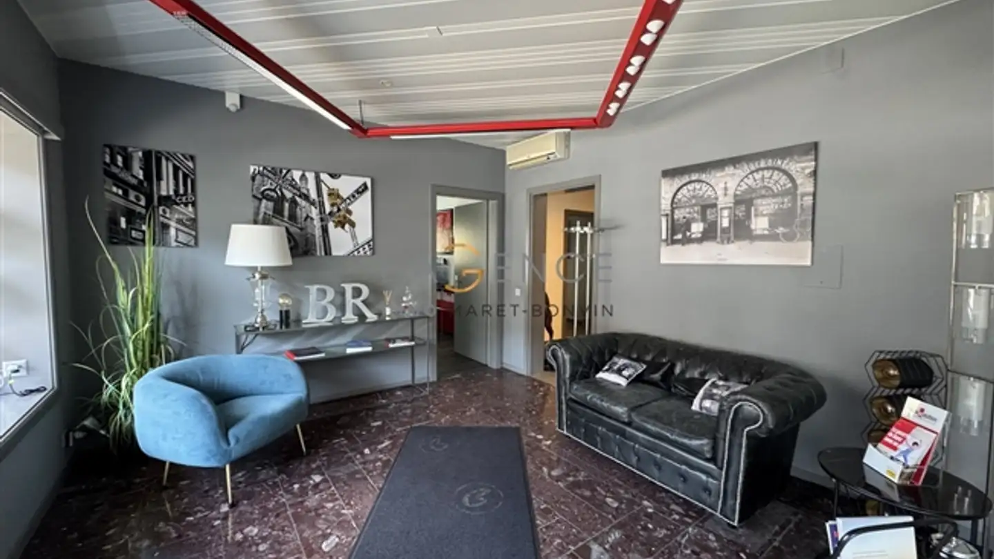 Office space for sale - 1907 Saxon