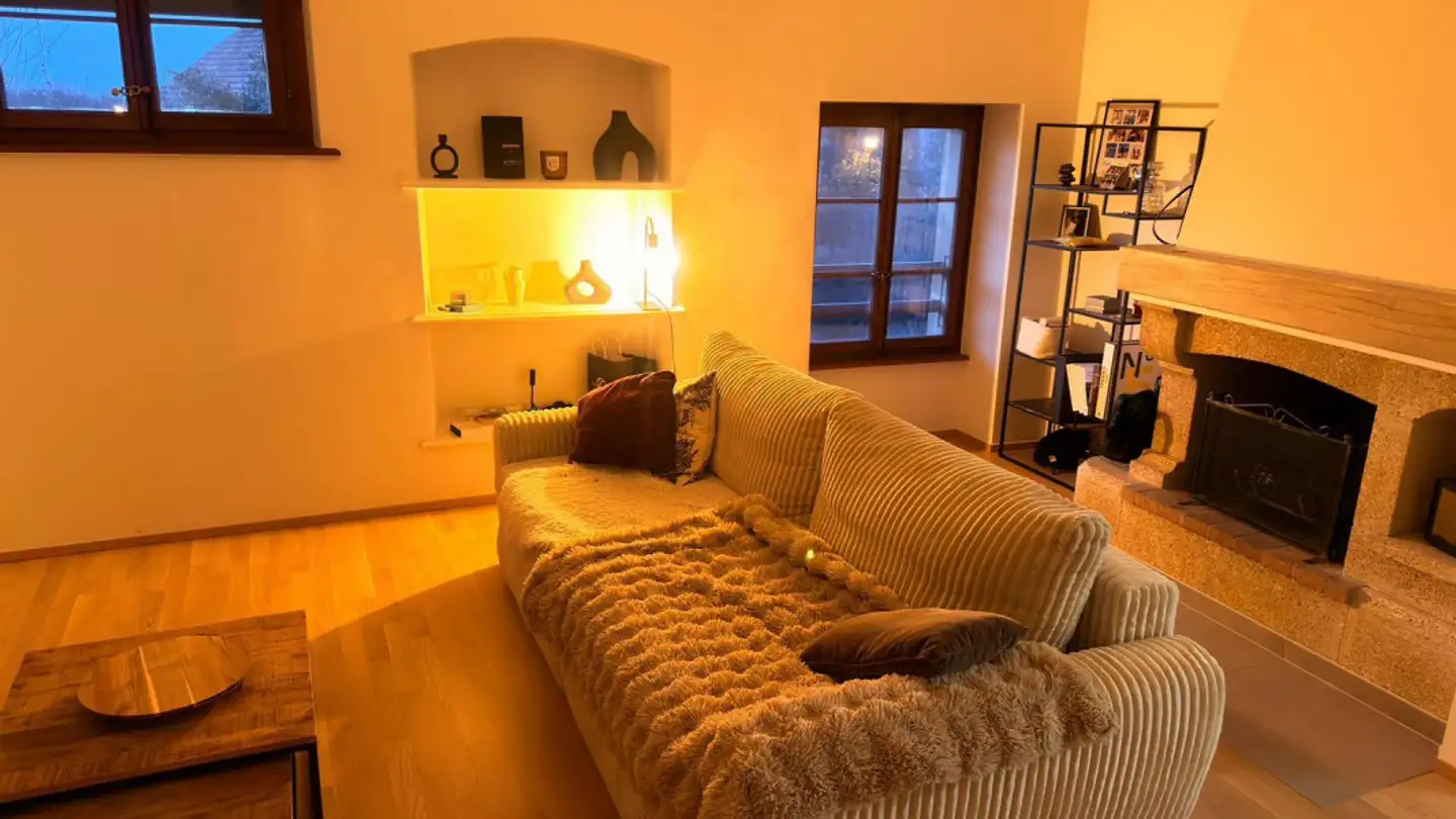 Appartement à louer - Rue Du Faubourg 29, 1286 Soral - Photo 2