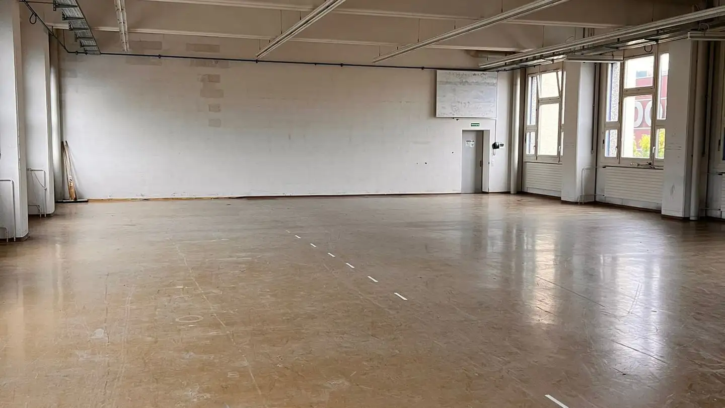 Spazio di archiviazione in affitto - Hardhofstrasse 21, 8424 Embrach - Photo 3