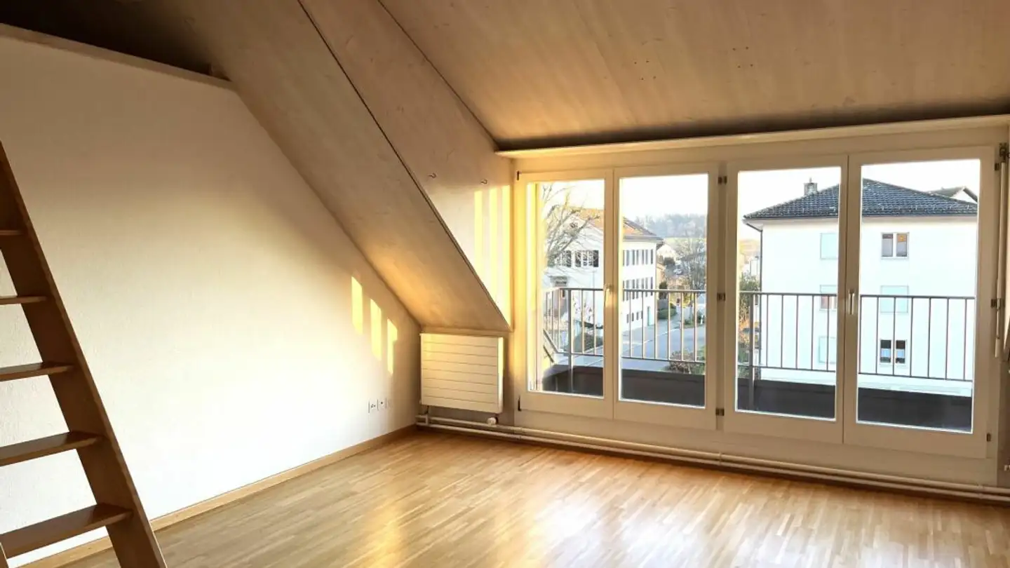 Attique à louer - Grüningerstrasse 11, 8624 Grüt (Gossau ZH) - Photo 3