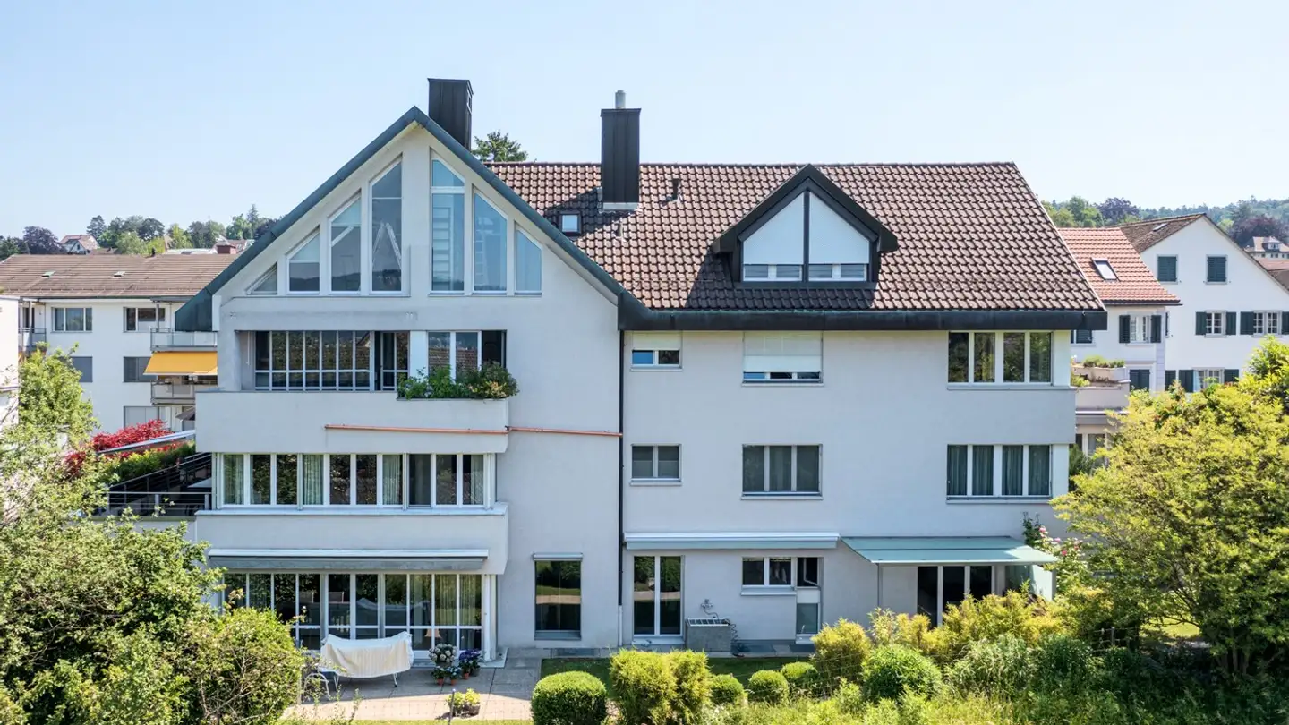 Appartement meublé à louer - Hinter Zünen 9, 8702 Zollikon