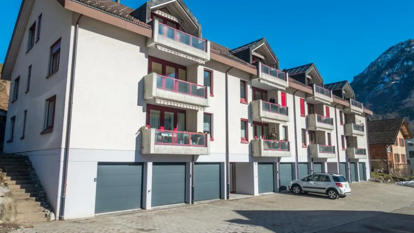 Dachgeschosswohnung mieten - Rüteli 6, 8762 Schwanden GL