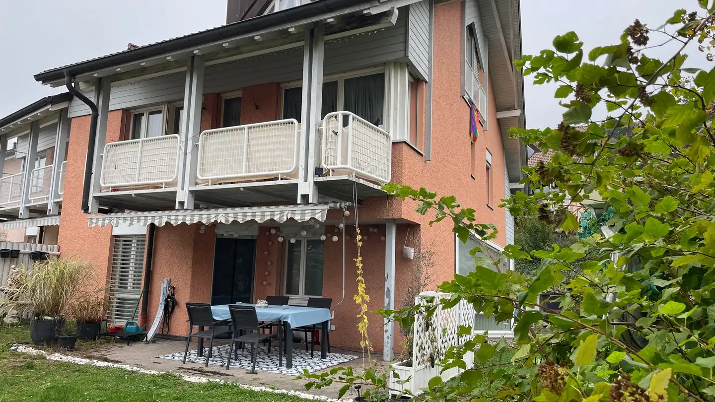 Casa bifamiliare in vendita - Rebstrasse 25, 8107 Buchs ZH