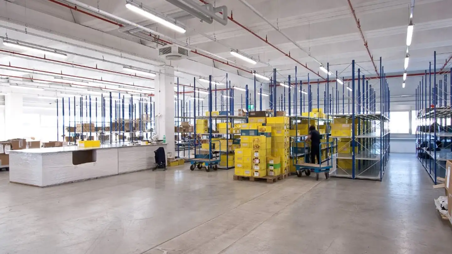 Immeuble industriel à louer - 6594 Contone