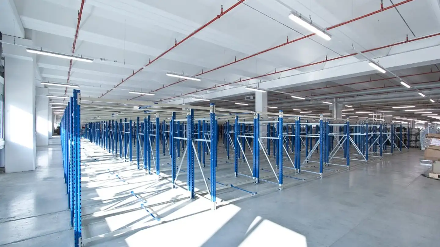 Immeuble industriel à louer - 6594 Contone - Photo 2