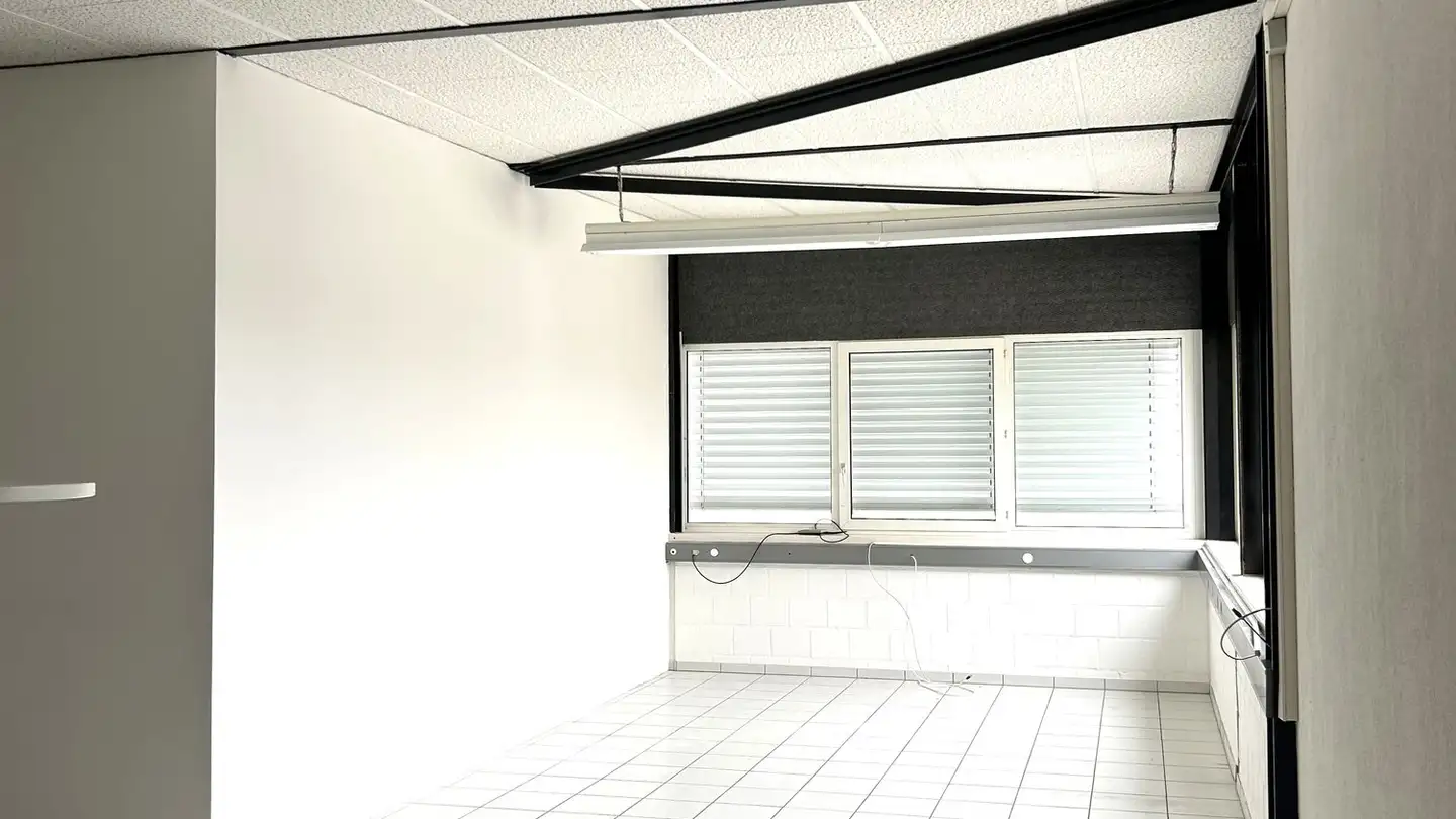 Office space for rent - 2017 Boudry