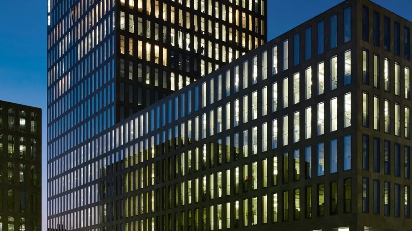 Bureau à louer - Thurgauerstrasse 36, 8050 Zürich