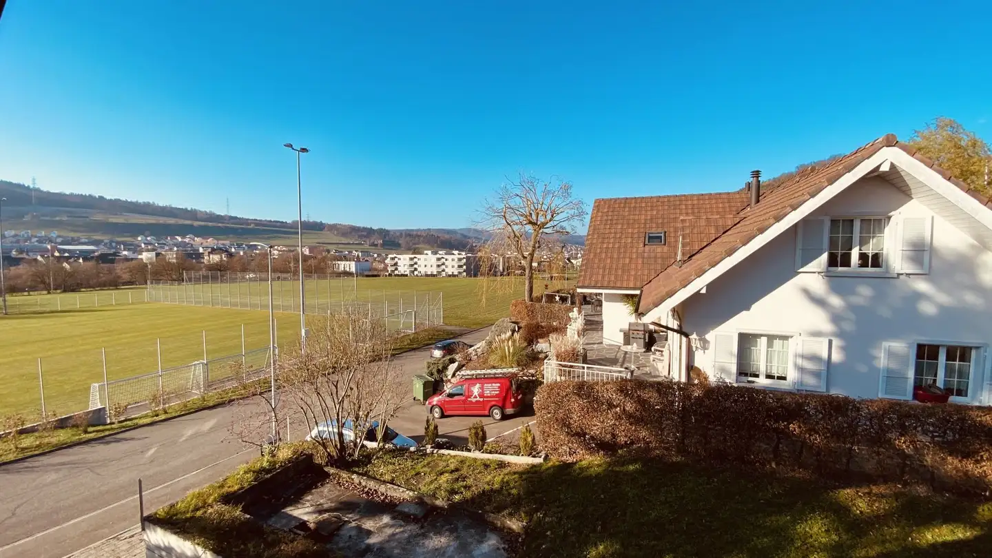 Maison jumelle à louer - Weiherhofstrasse 39, 4415 Lausen - Photo 2