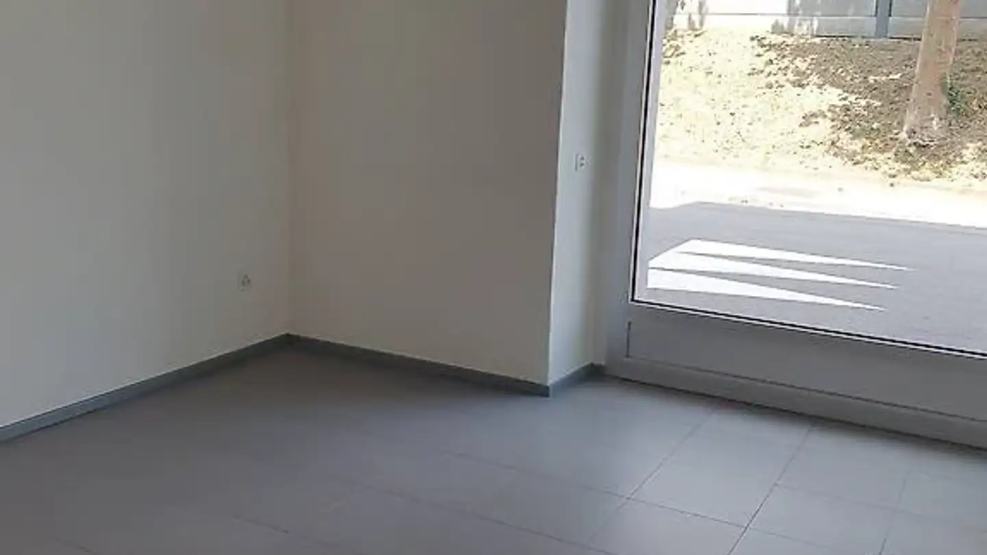 Commercial à louer - Via Francesco Borromini 2, 6830 Chiasso - Photo 3