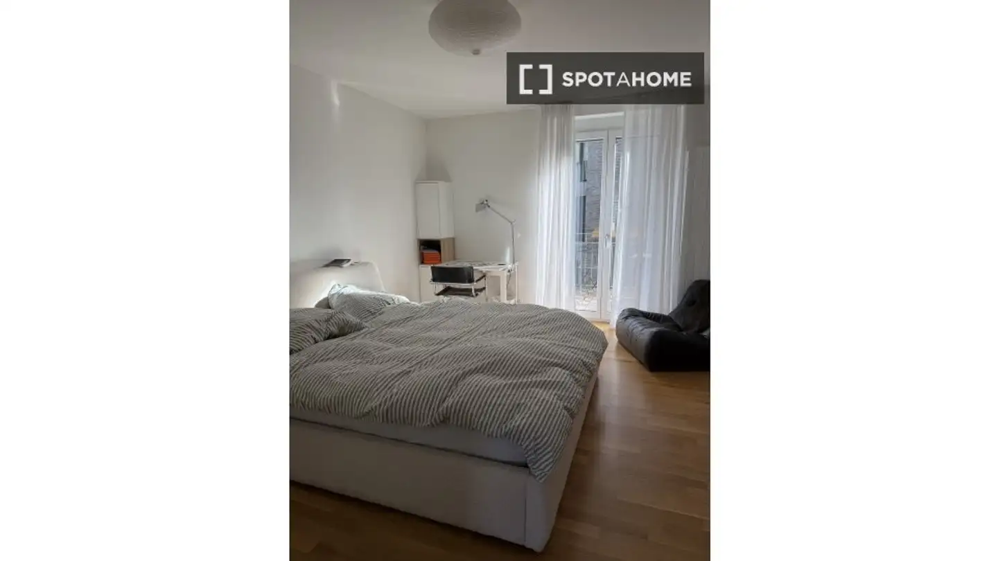 Appartement à louer - 8004 Zürich - Photo 3