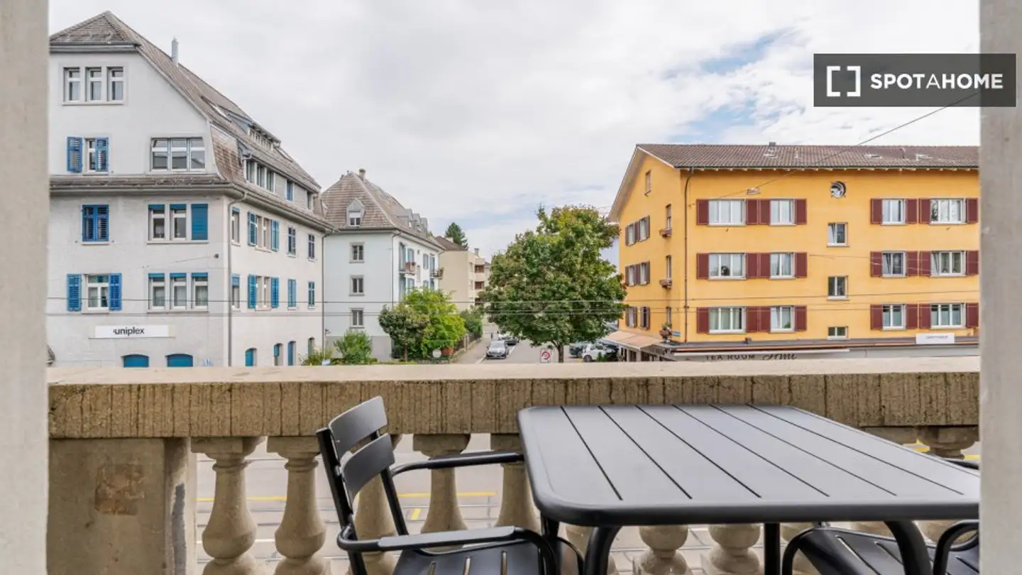 Studio mieten - 8052 Zürich