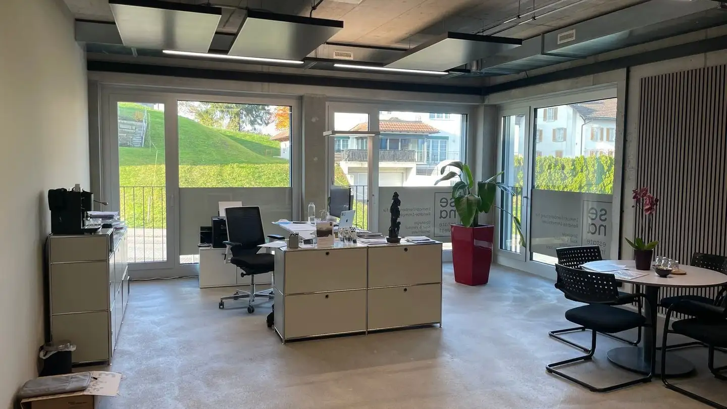 Spazio ufficio in affitto - Zürcherstrasse 109, 8852 Altendorf - Foto 3