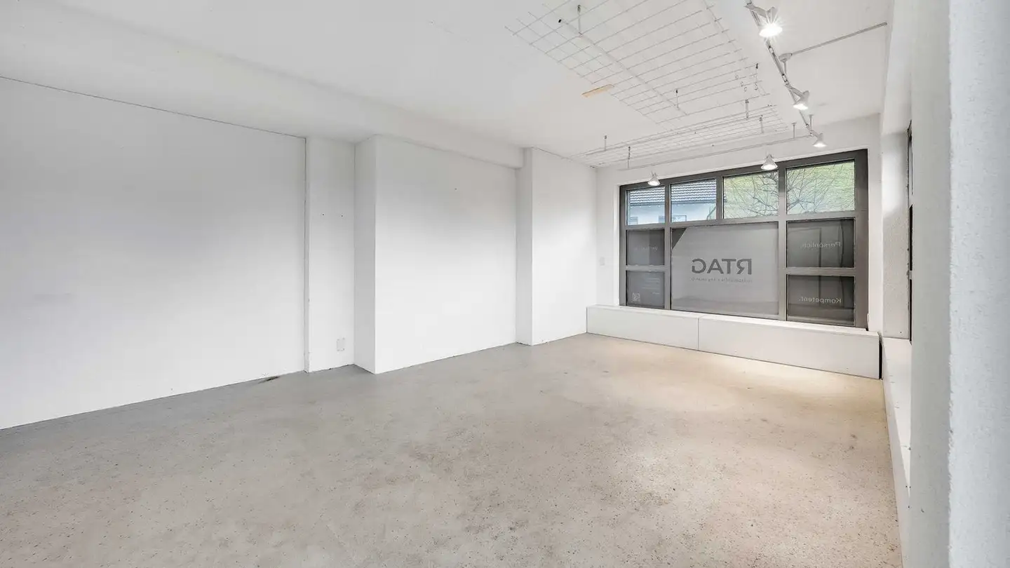 Office space for rent - Dorfstrasse 19, 9462 Montlingen - Photo 3