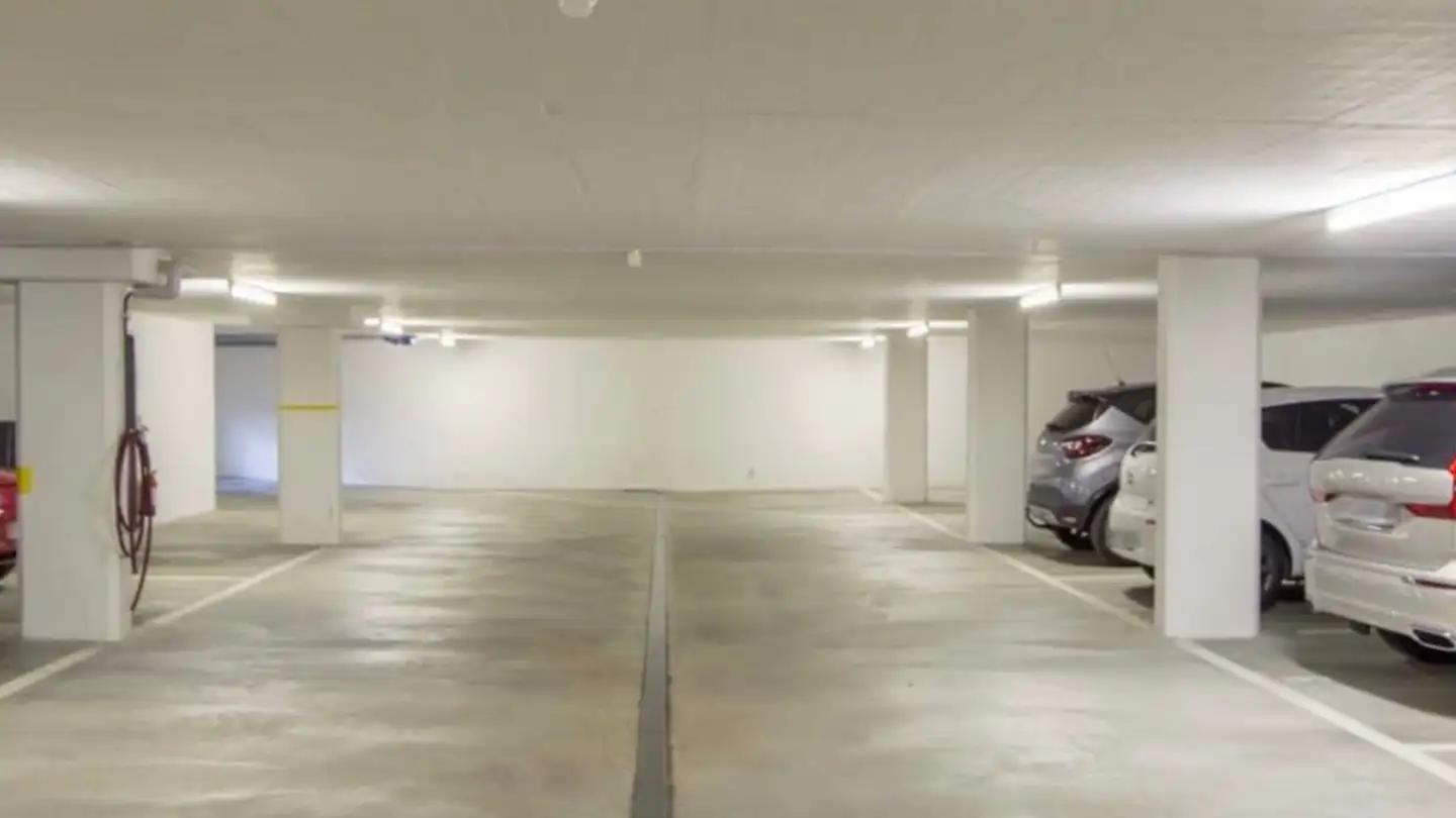 Underground parking space for rent - Industriestrasse 3, 8570 Weinfelden