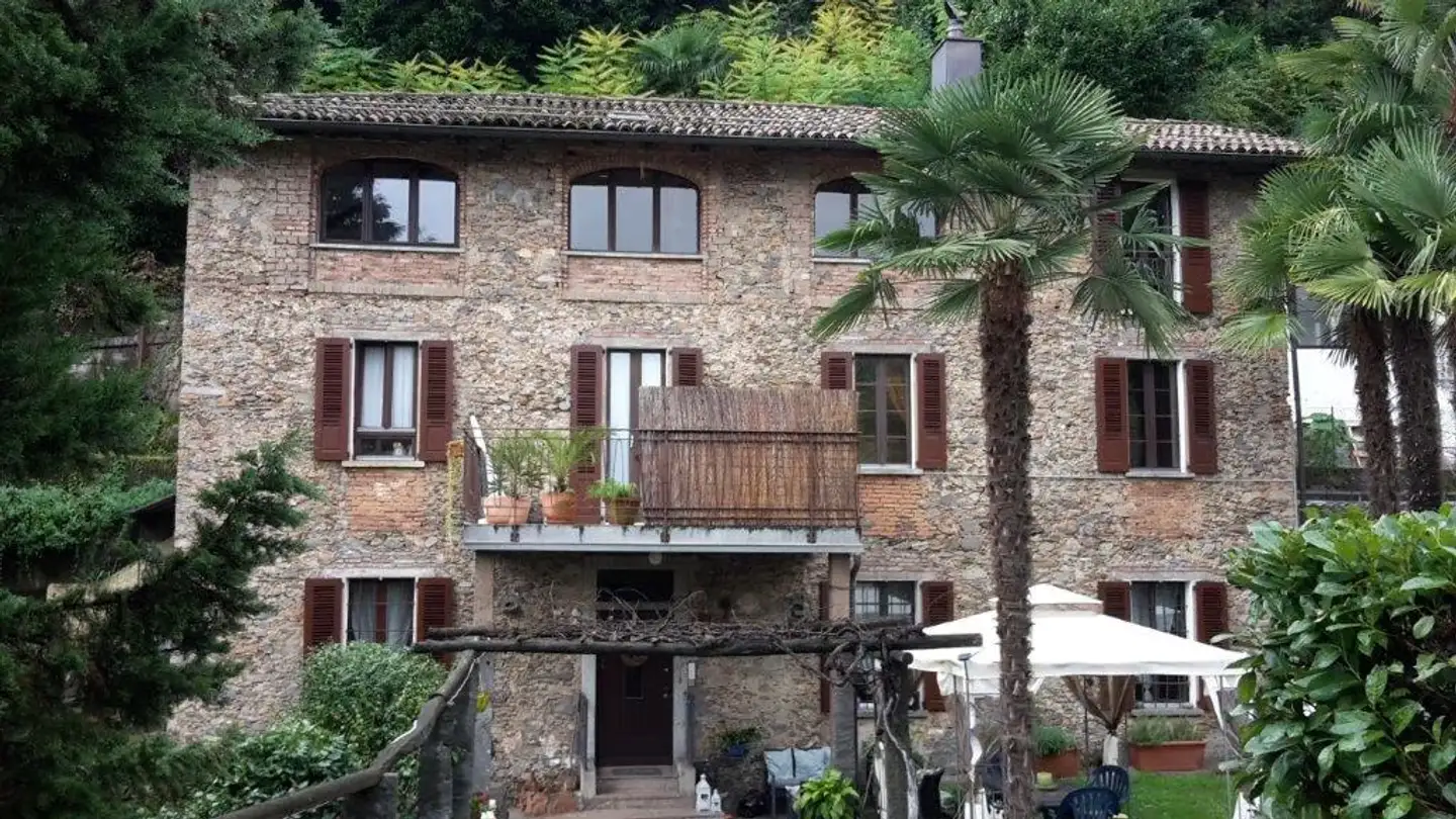 Mehrfamilienhaus kaufen - Via Cantonale 3, 6815 Melide