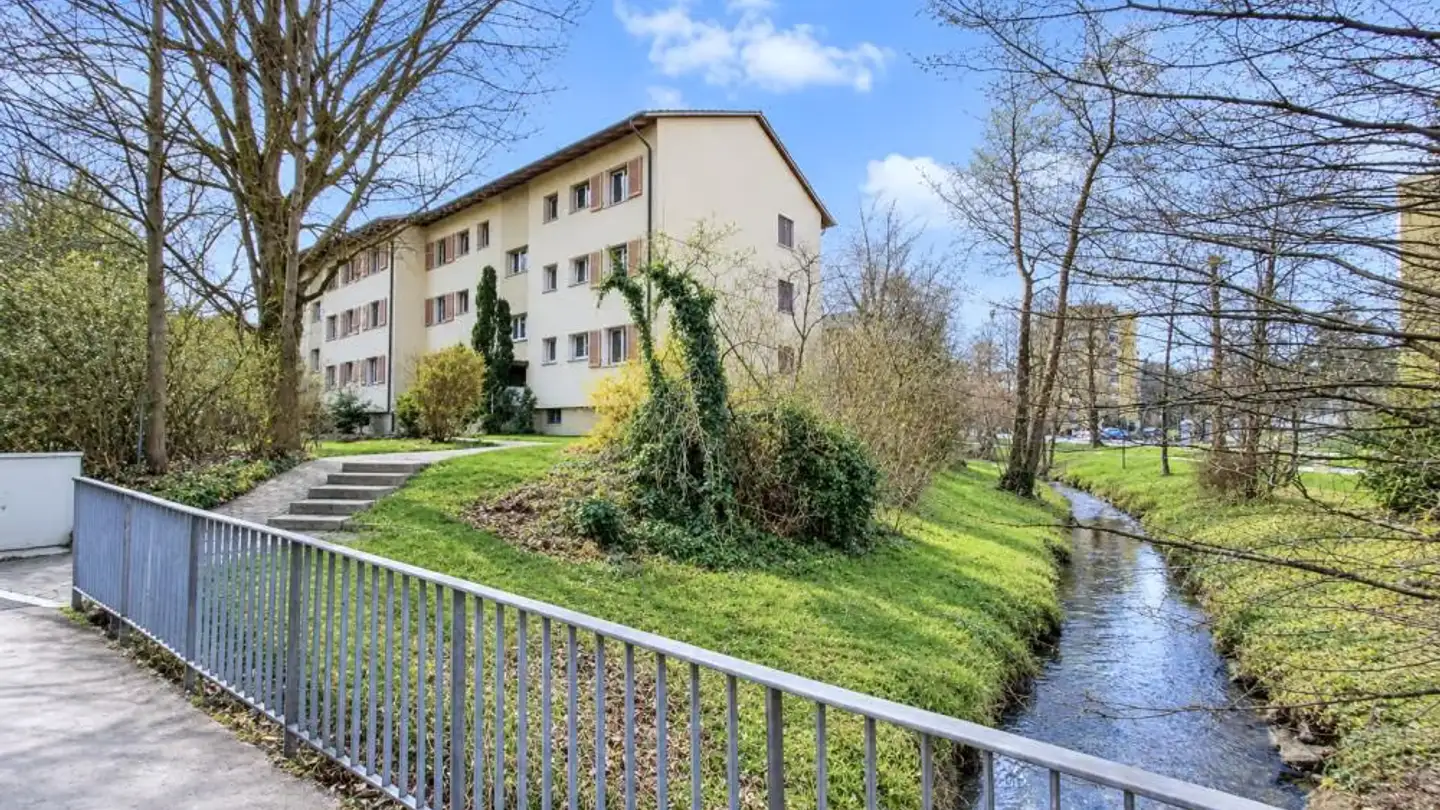 Appartement à louer - Altbachstrasse 12, 8305 Dietlikon