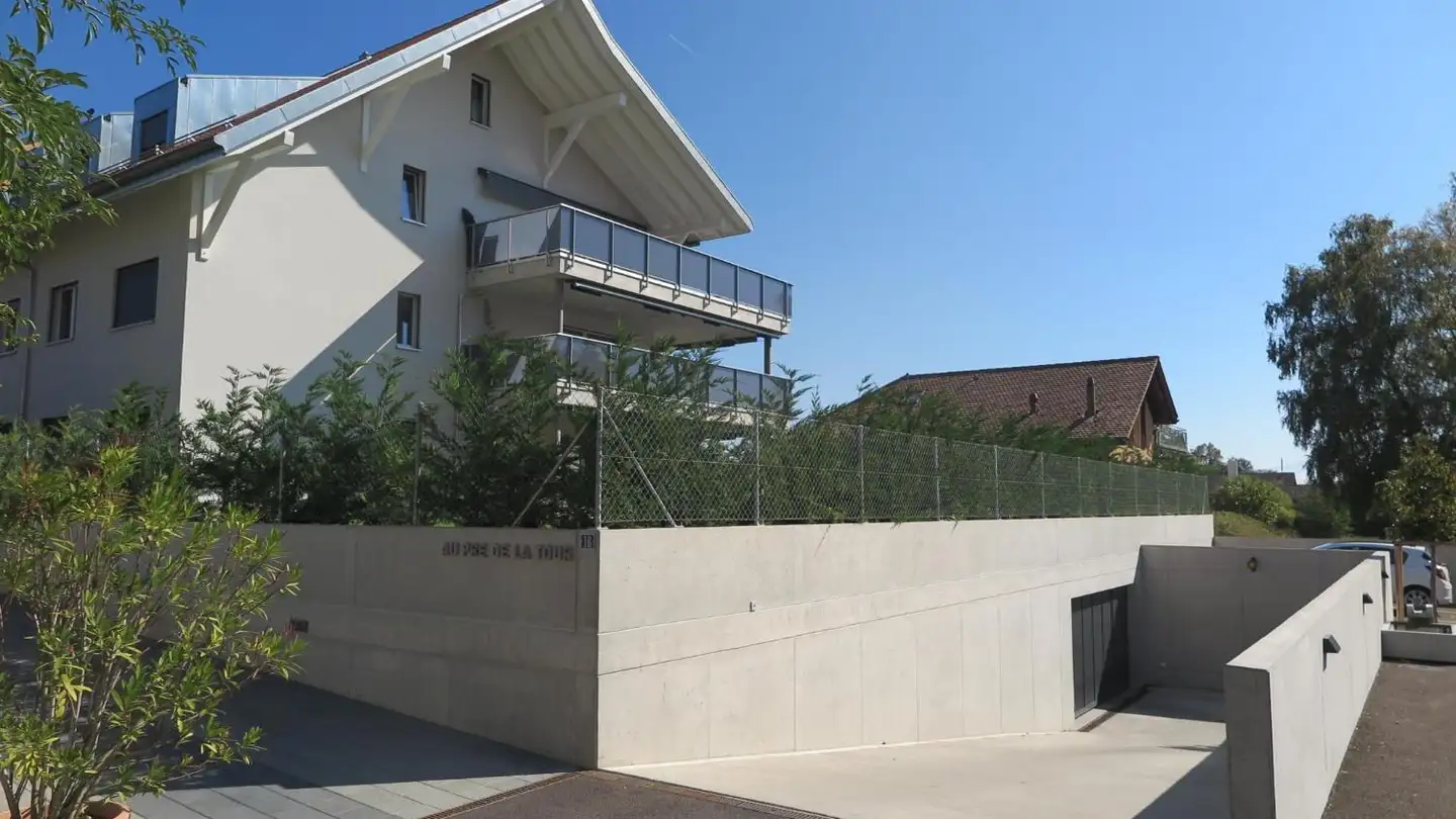 Tiefgaragenstellplatz mieten - Rue De La Tour 16, 1263 Crassier - Foto 2