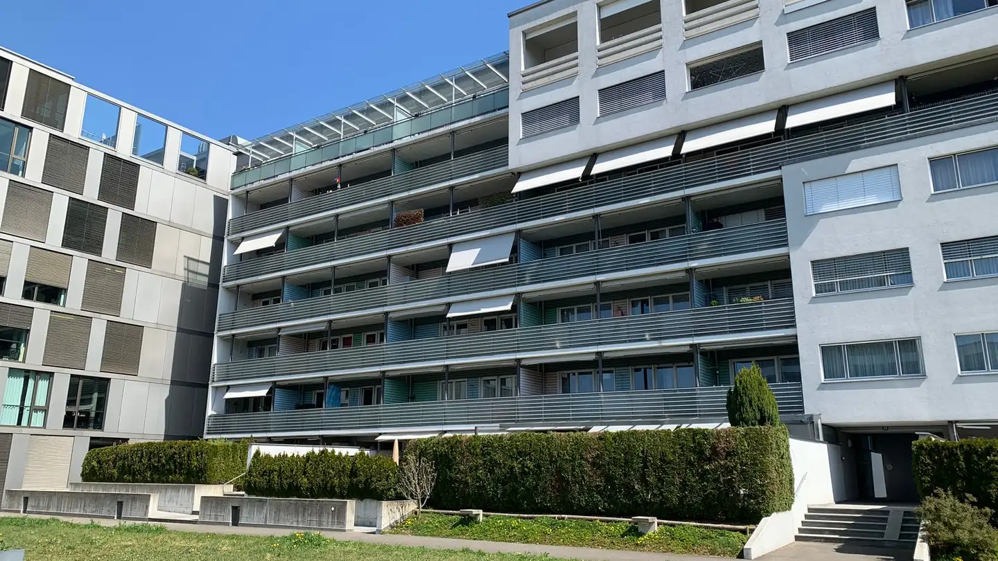 Tiefgaragenstellplatz mieten - Ruopigenplatz 28, 6015 Luzern