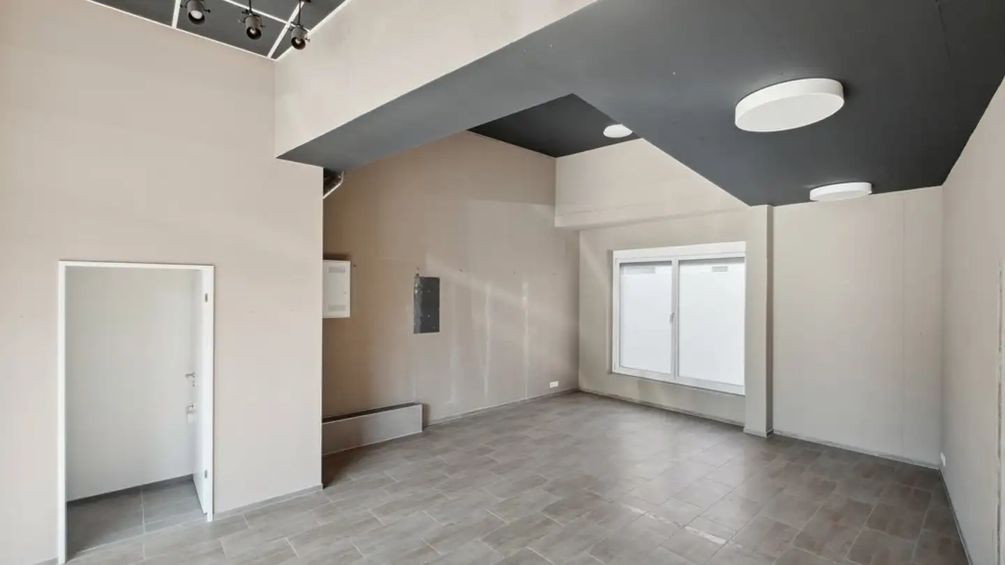 Commercial à louer - Föhneneichstrasse 1, 6440 Brunnen - Photo 4