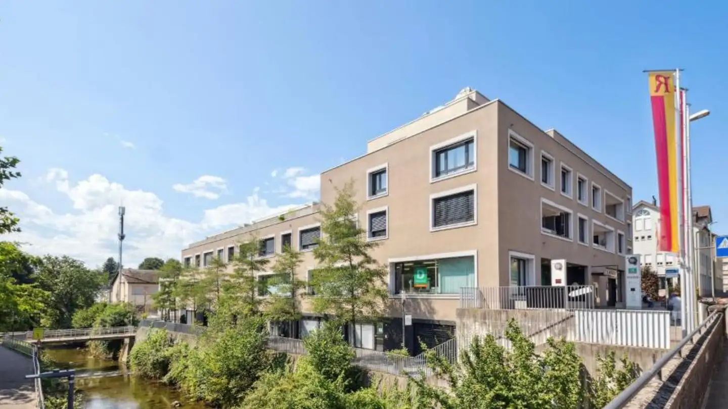 Commercial for rent - Dorfstrasse 10, 8630 Rüti ZH