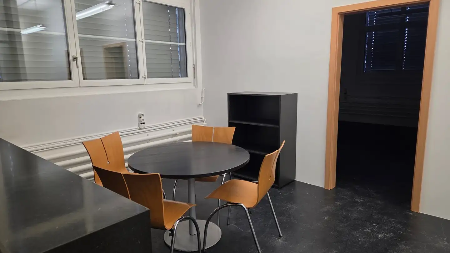 Bureau à louer - Rue De La Gurzelen / Gurzelenstrasse 3, 2502 Biel/Bienne - Photo 4