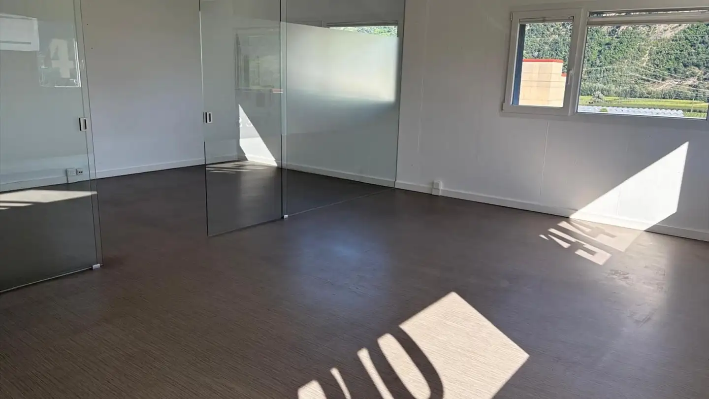 Spazio ufficio in affitto - 1955 St-Pierre-de-Clages - Photo 2