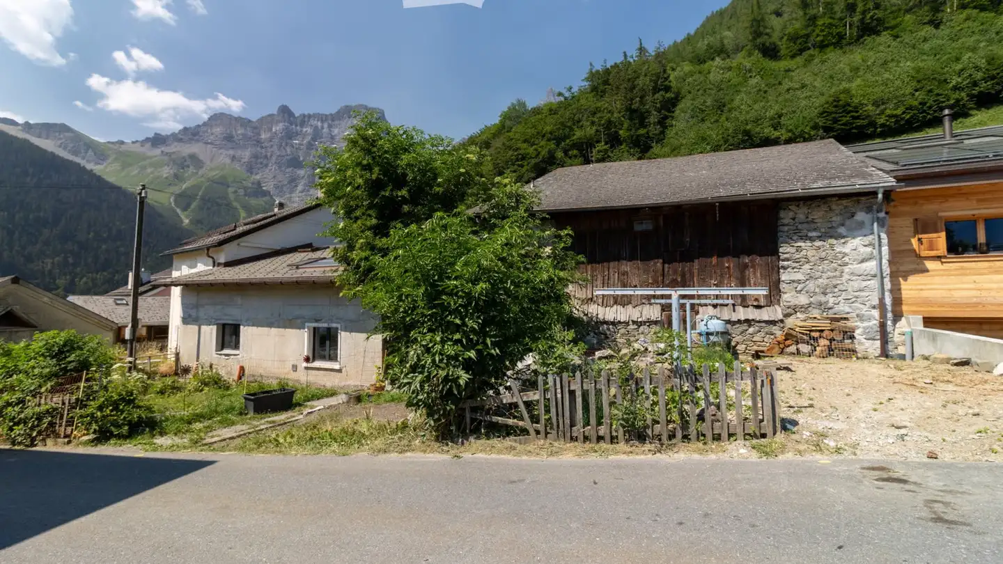 Single house for sale - Route Des Plattiez 3, 1890 Mex VS