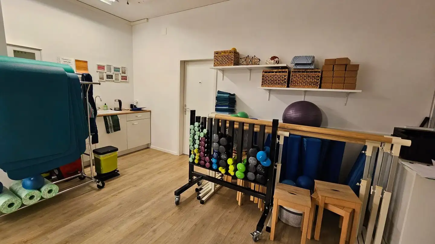 Commercial for rent - Obere Dorfstrasse 8, 5034 Suhr - Photo 4