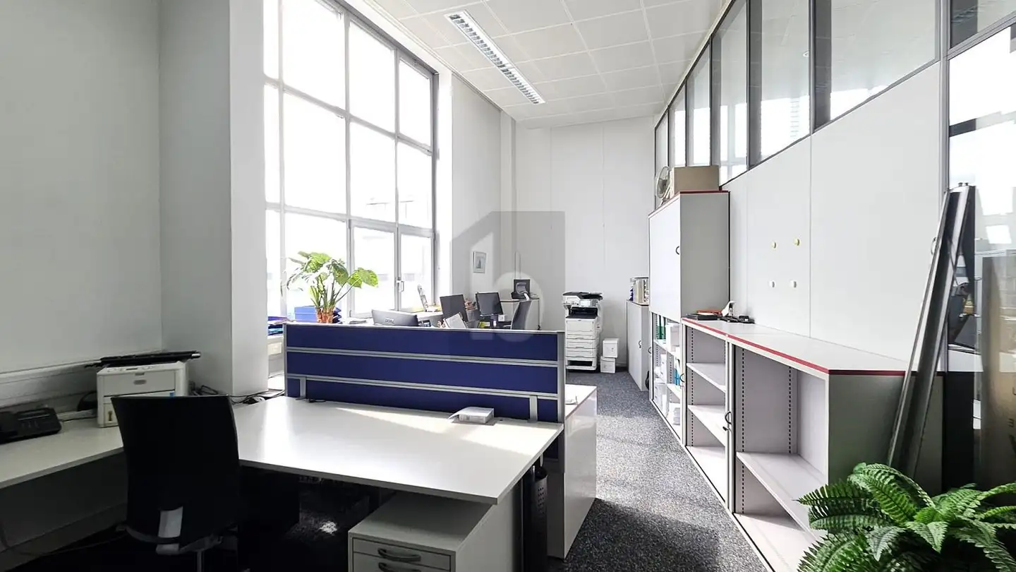 Office space for rent - 8184 Bachenbülach - Photo 3