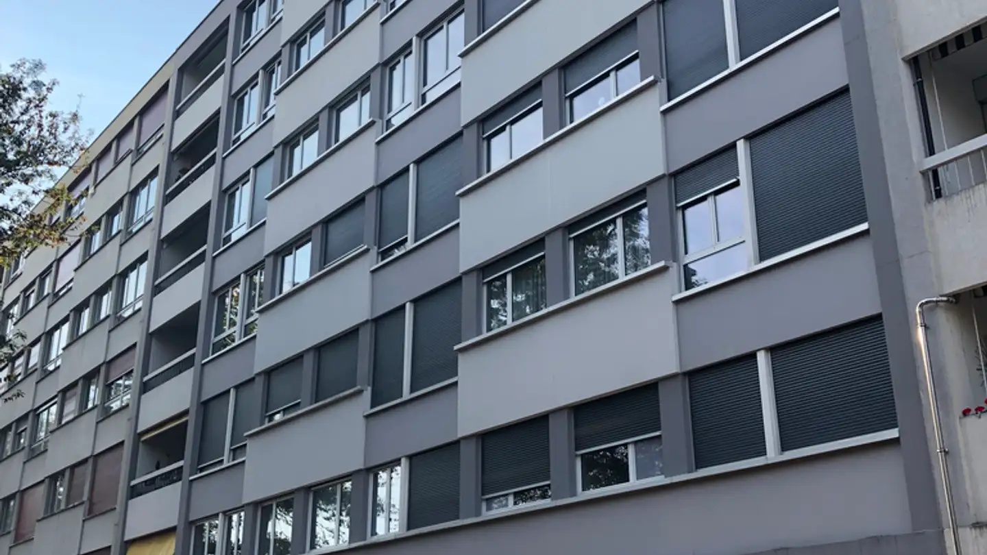 Outdoor parking space for rent - Rue Liotard 67, 1203 Genève