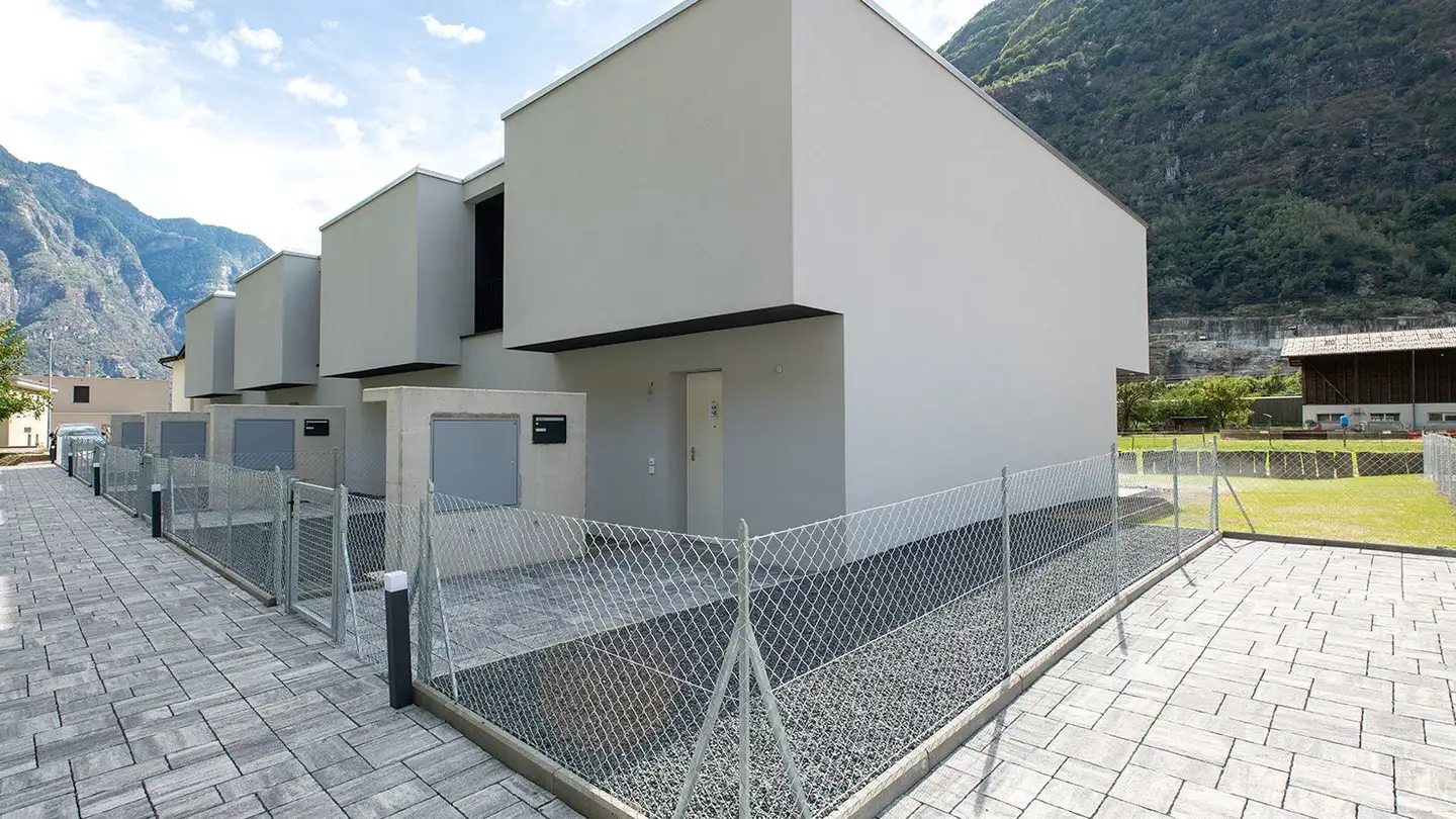 Casa a schiera in vendita - Via Al Ticino 5, 6742 Pollegio - Photo 2