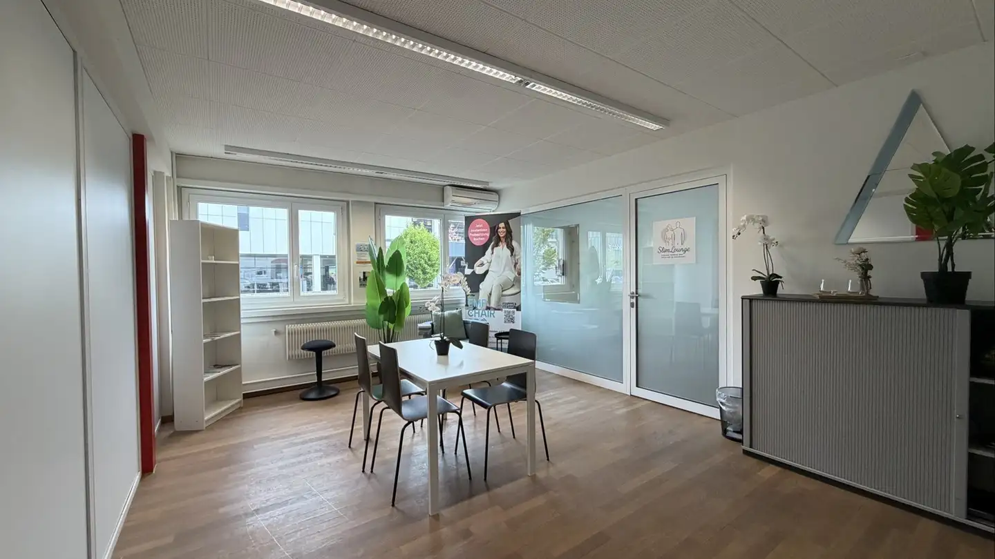 Bürofläche mieten - Alte Steinhauserstrasse 10, 6330 Cham - Foto 4