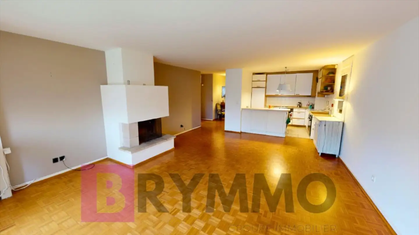 Apartment for sale - 1295 Mies
