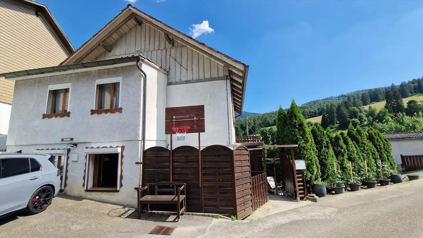 Maison individuelle à vendre - Sous Le Tacon 36b, 2742 Perrefitte
